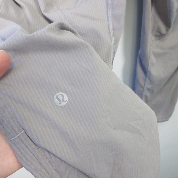 Lululemon Dance Studio Crop II Unlined 20" Women 6 Gray Jogger Pants Travel 240 - Picture 2 of 13